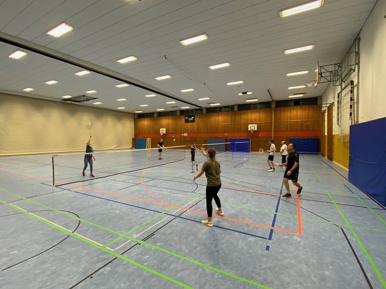 Badminton-1.jpeg 